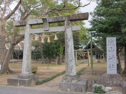 Shiroyama Shrine