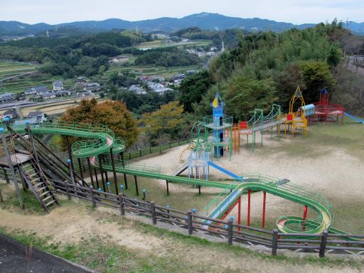Makinotake Park (Yoshiicho)