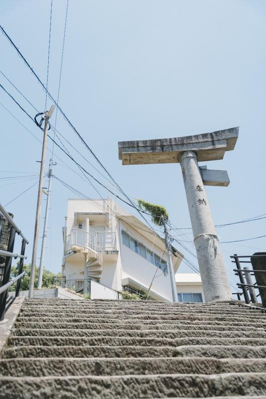 Sanno Shrine and The One-Pillar Torii Gate3©NAGASAKI CITY
