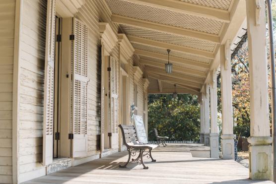 Higashi Yamate No.12 Hall1©NAGASAKI CITY