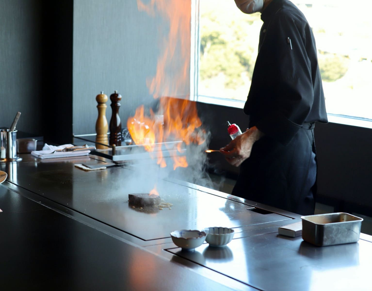 Enjoy original teppanyaki dining at the restaurant with views